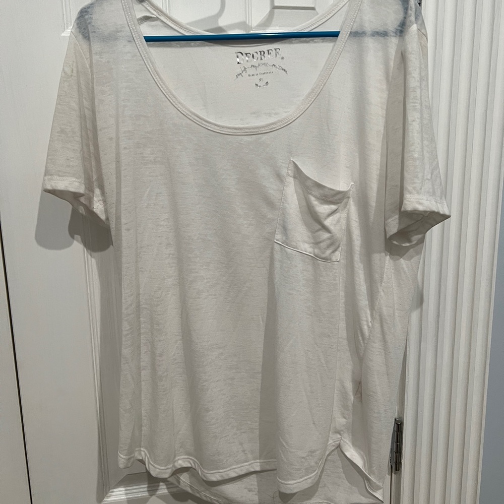 White shirt, xl